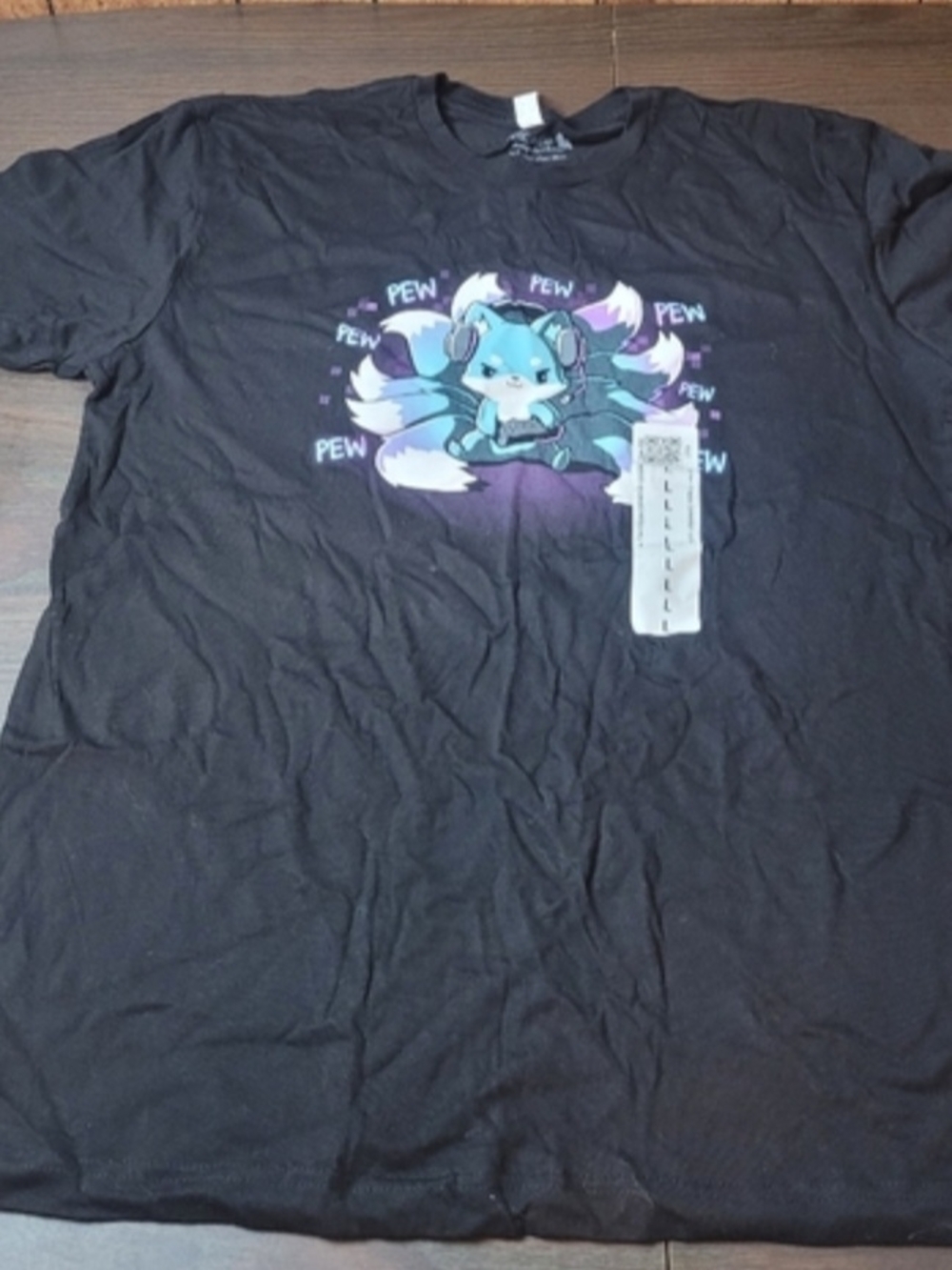 NWT Teeturtle Black Short Sleeve Tee with Blue Fox Gamer Graphic Large
